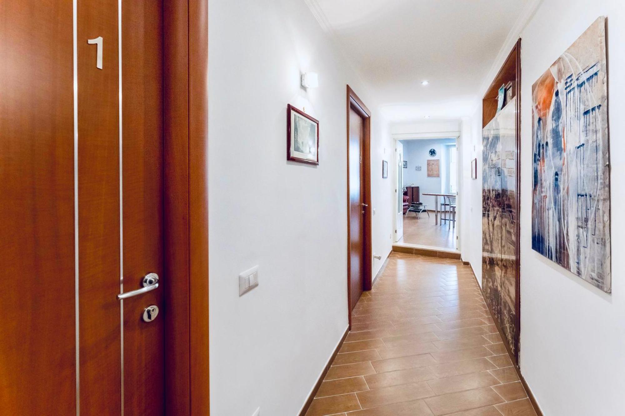 Miclad Colosseum Guest House Rom Exterior foto