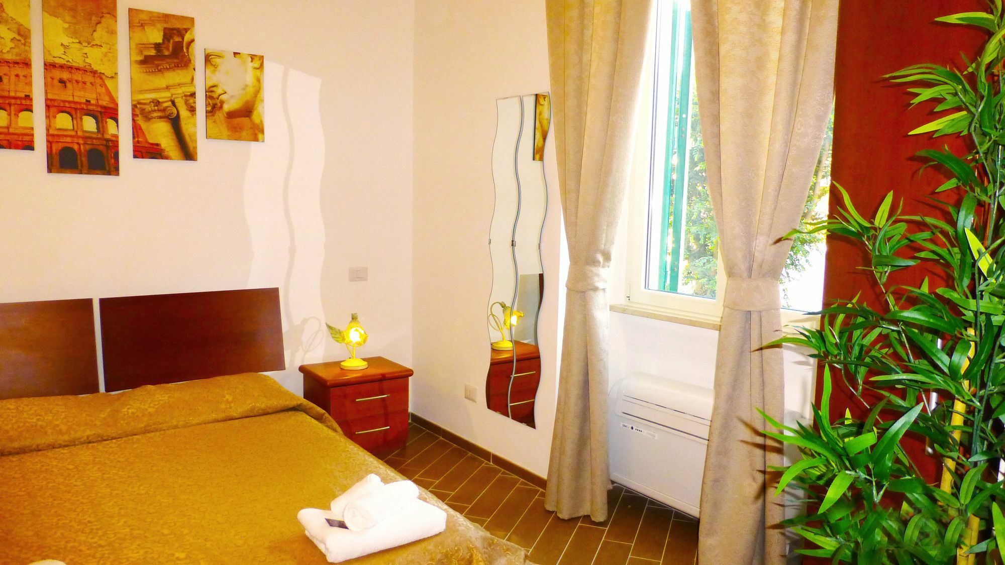 Miclad Colosseum Guest House Rom Exterior foto
