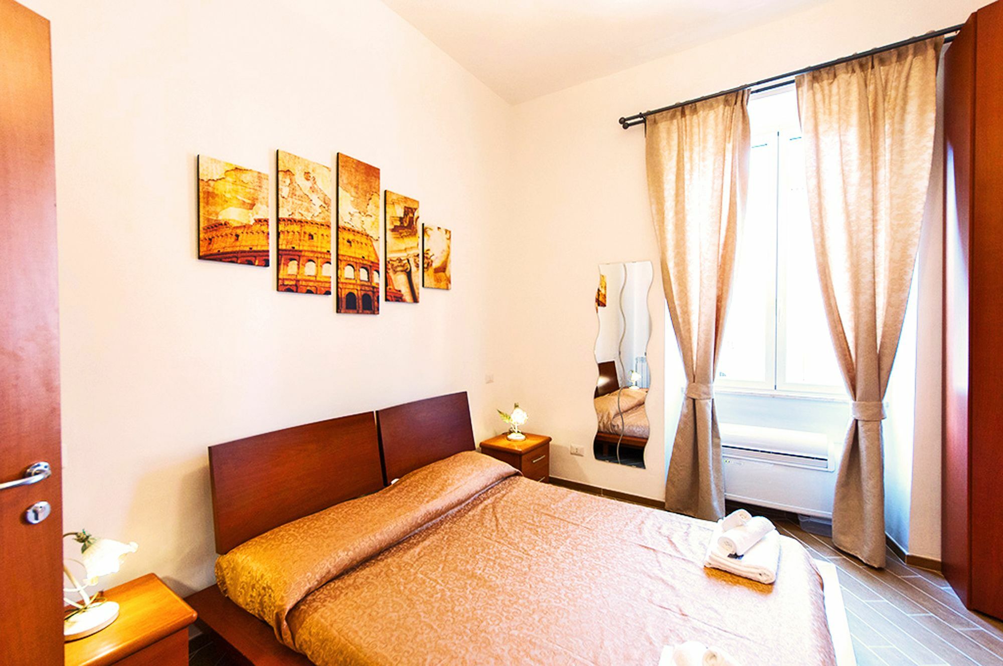 Miclad Colosseum Guest House Rom Exterior foto