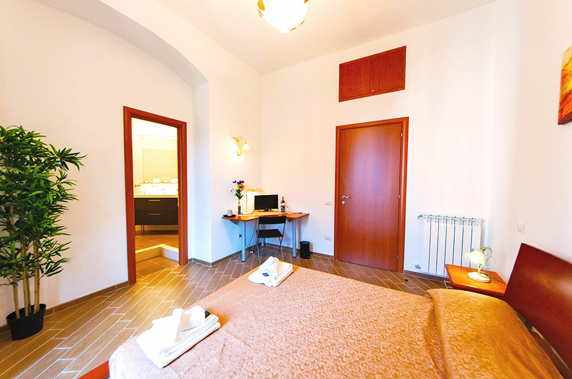 Miclad Colosseum Guest House Rom Exterior foto